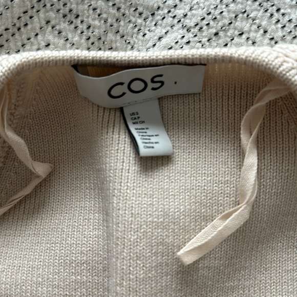 COS Square Neck Cream Knit Sweater - Picture 4 of 7